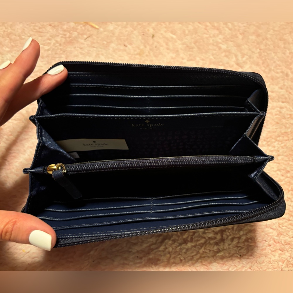 Kate Spade Wallet - Picture 3 of 5